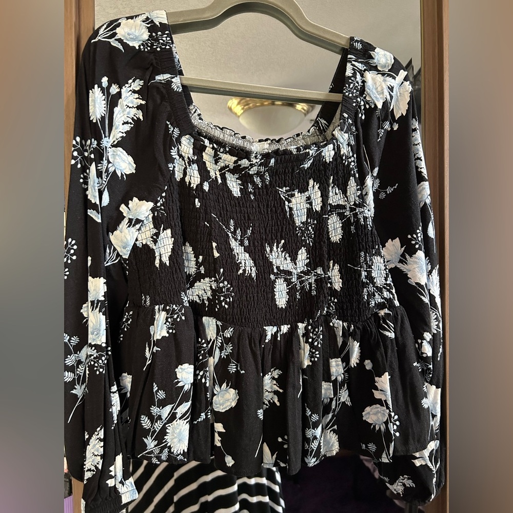 TORRID Floral Black and blue floral peasant top